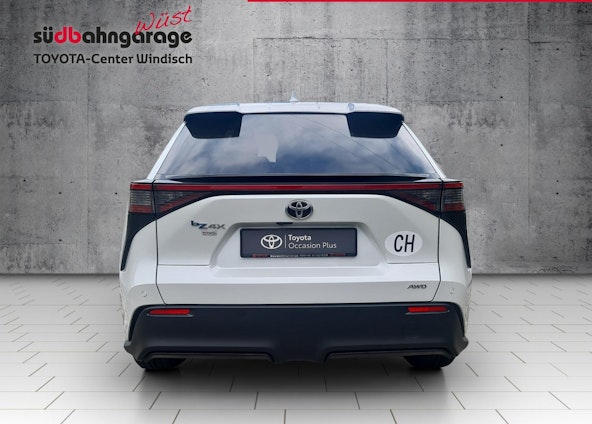 Vehicle image 12 Vehicle image 12