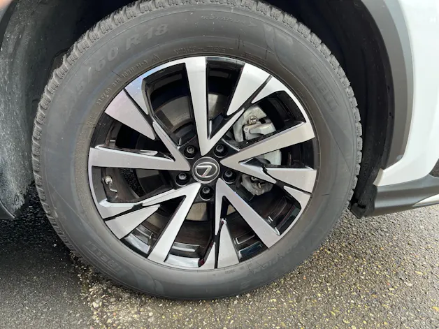 Lexus NX 350h F-Sport