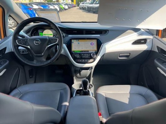 Vehicle image 8 Vehicle image 8