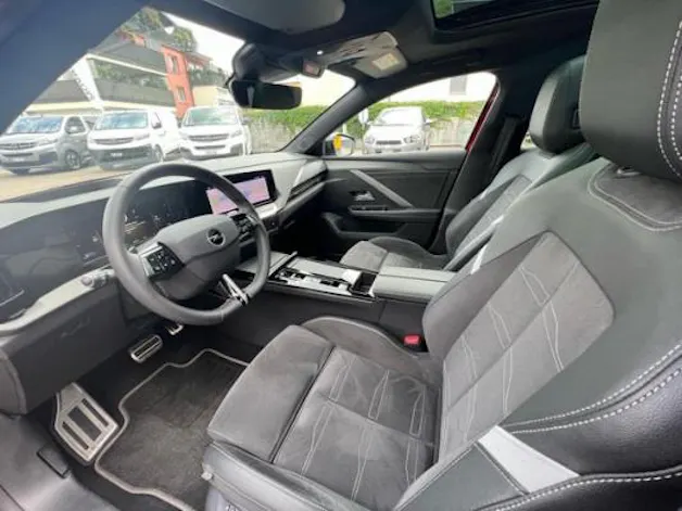 Opel Astra 1.2i Turbo Sw.Pr. A