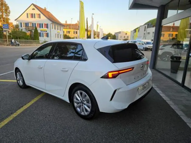Opel Astra 1.2i Swiss