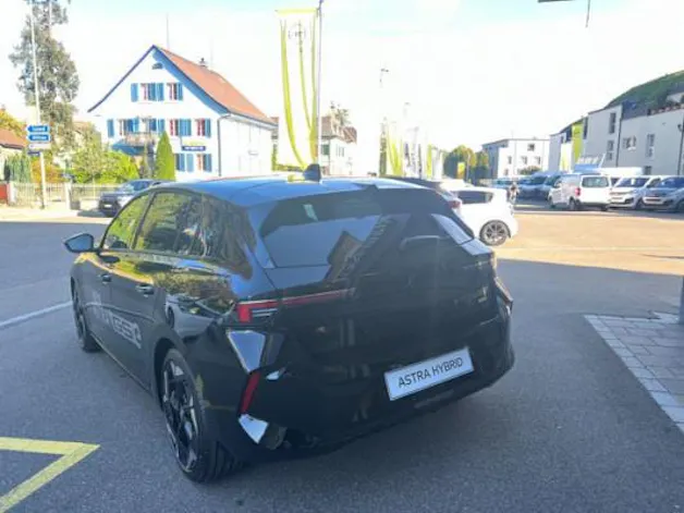 Opel Astra 1.6 PHEV GSe A