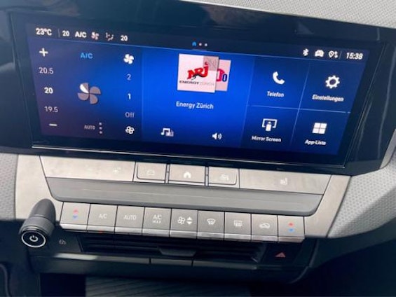 Vehicle image 12 Vehicle image 12