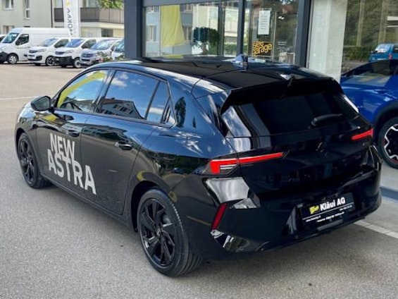 Vehicle image 4 Vehicle image 4