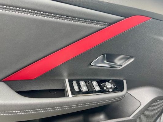 Vehicle image 13 Vehicle image 13