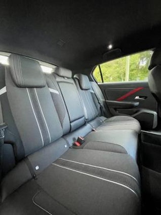 Vehicle image 10 Vehicle image 10