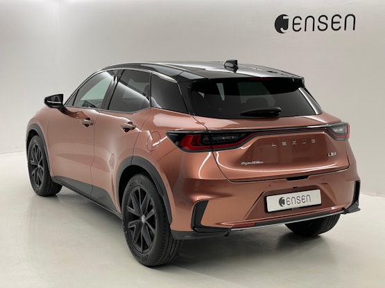 Vehicle image 4 Vehicle image 4