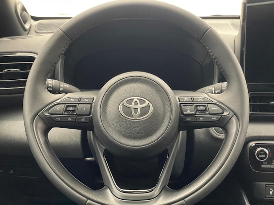 Vehicle image 12 Vehicle image 12