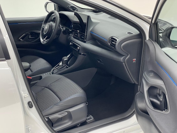 Vehicle image 7 Vehicle image 7