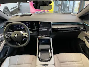 Renault Espace 1.2 E-Tech iconic