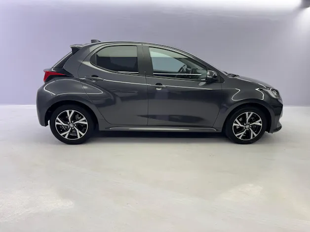 Toyota Yaris 1.5 VVT-i HSD Trend