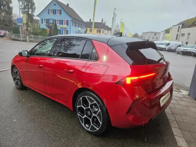 Opel Astra 1.6 PHEV Swiss Pr A
