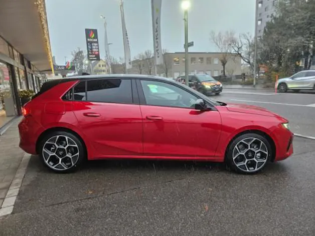 Opel Astra 1.6 PHEV Swiss Pr A