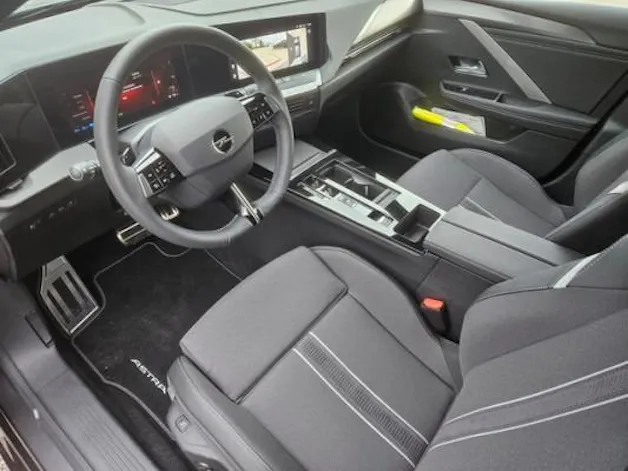 Opel Astra ST 1.6PHEV Swiss+ A
