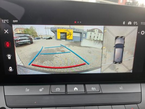 Vehicle image 9 Vehicle image 9