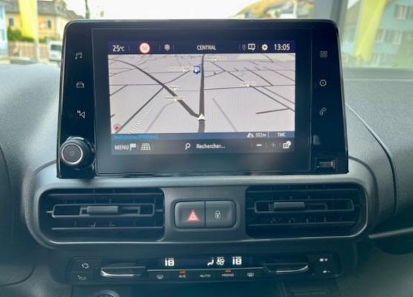 Vehicle image 12 Vehicle image 12