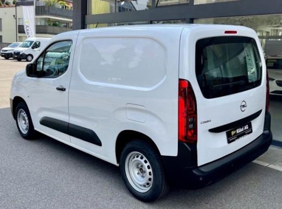 Vehicle image 5 Vehicle image 5