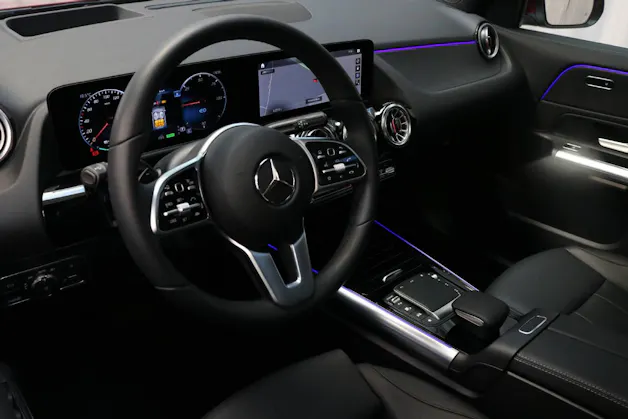 Mercedes-Benz EQA 350 Swiss Star 4Matic