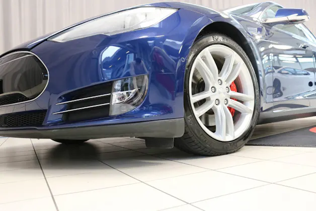 Tesla Model S 85 Performance D 772 PS