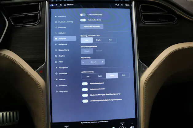 Tesla Model S 85 Performance D 772 PS
