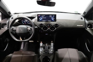 Vehicle image DS AUTOMOBILES 3 Crossback E-Tense Performance Line