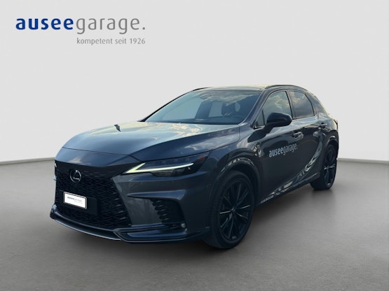 First vehicle image