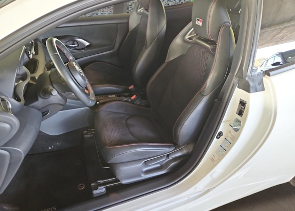 Vehicle image 8 Vehicle image 8