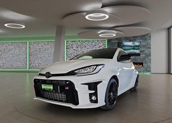 First vehicle image First vehicle image