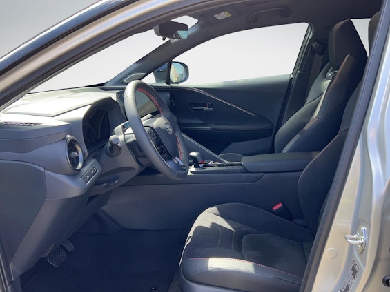 Vehicle image 8 Vehicle image 8