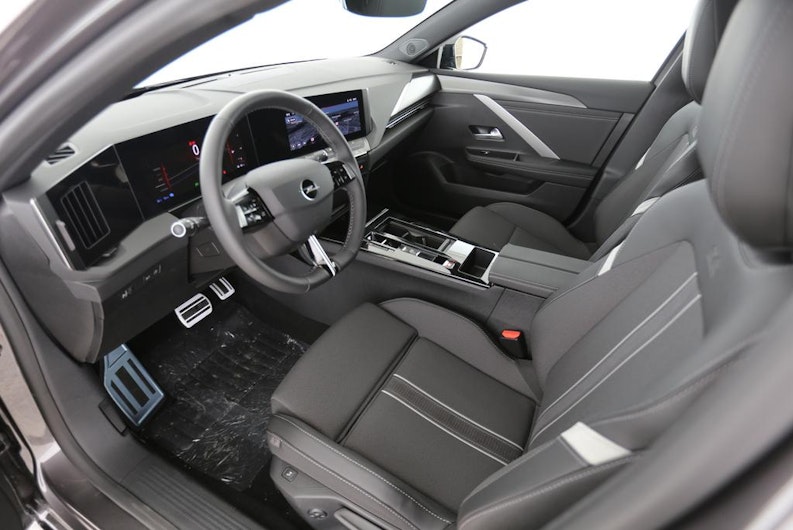 Vehicle image OPEL ASTRA