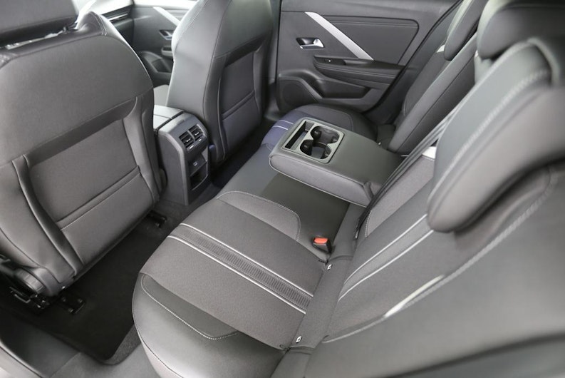 Vehicle image OPEL ASTRA