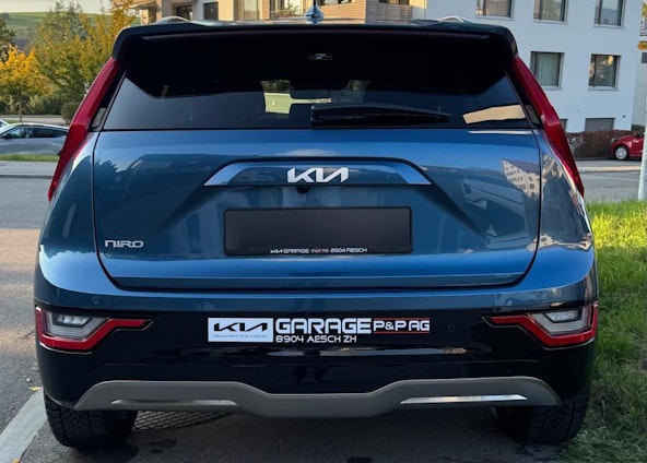 Vehicle image 5 Vehicle image 5