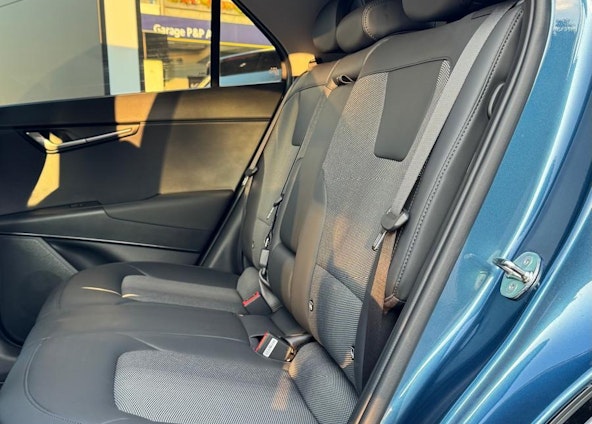 Vehicle image 12 Vehicle image 12