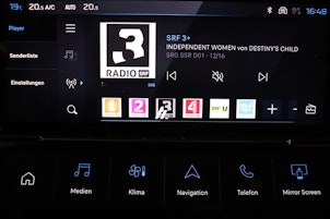 Vehicle image PEUGEOT 308 1.6 PHEV 180 GT