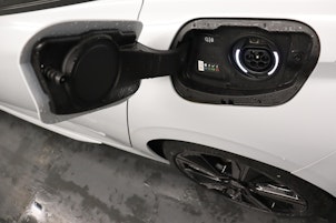 Vehicle image PEUGEOT 308 1.6 PHEV 180 GT