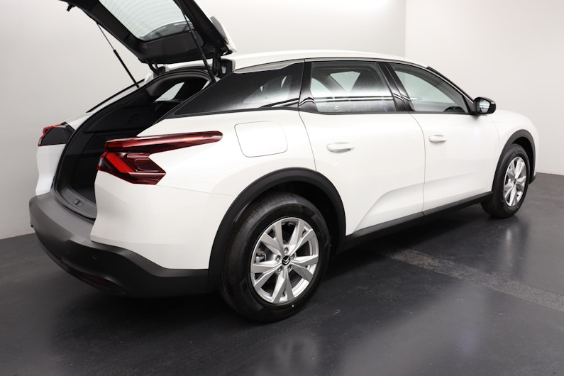 Vehicle image CITROEN C5 X