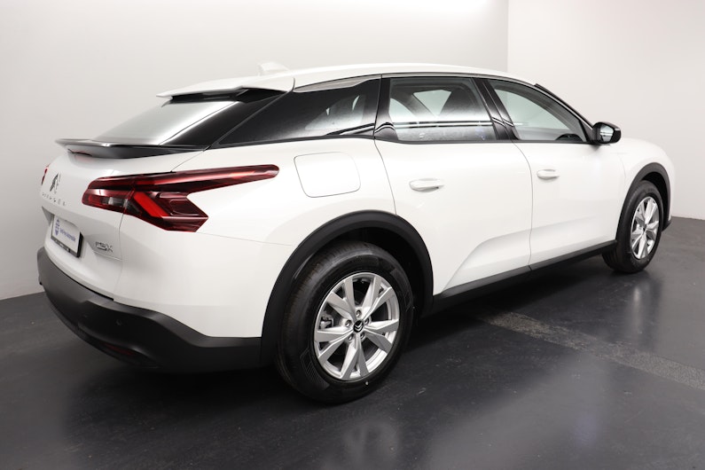 Vehicle image CITROEN C5 X