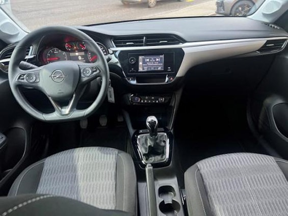 Vehicle image 7 Vehicle image 7