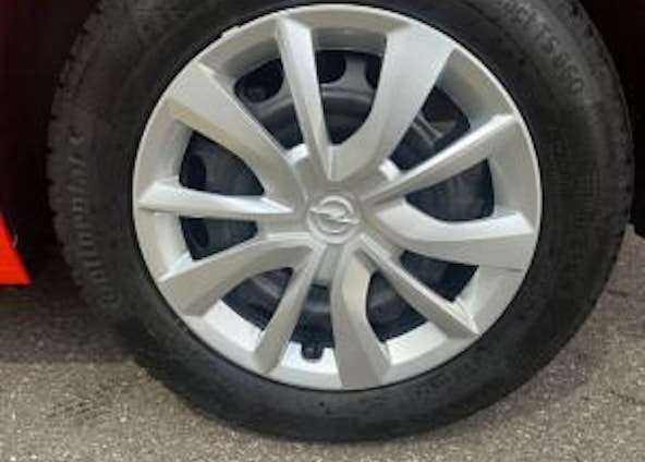 Vehicle image 5 Vehicle image 5