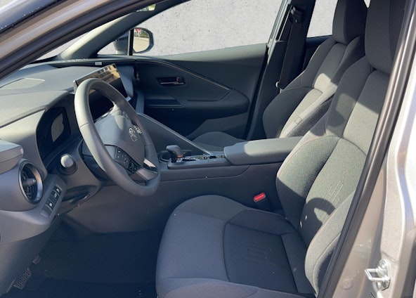 Vehicle image 10 Vehicle image 10