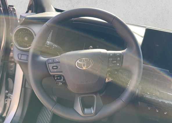 Vehicle image 9 Vehicle image 9