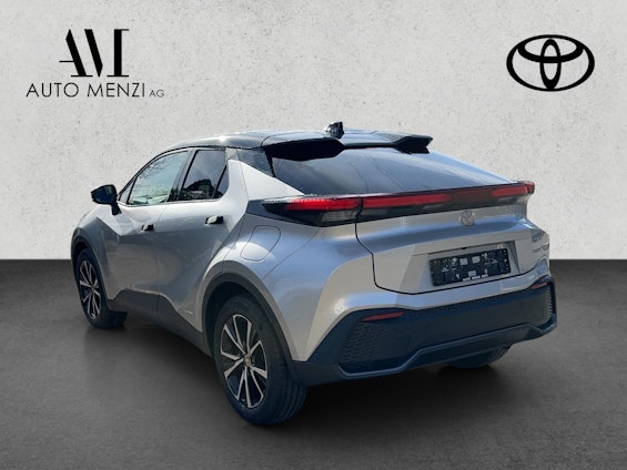 Vehicle image 4 Vehicle image 4