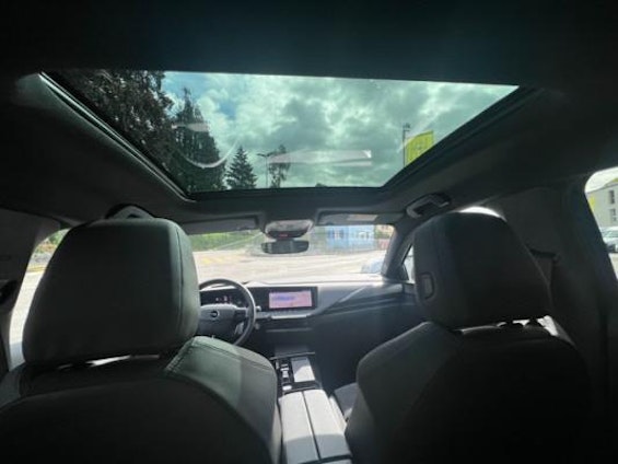 Vehicle image 7 Vehicle image 7