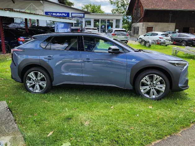 Subaru Solterra eV Luxury AWD