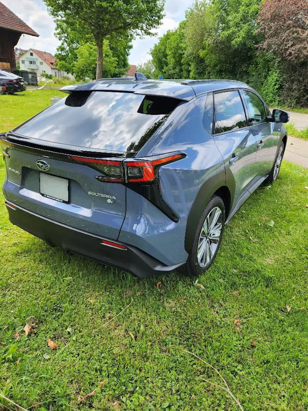 Subaru Solterra eV Luxury AWD