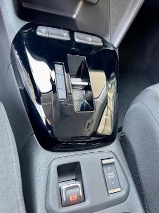 Vehicle image 8 Vehicle image 8