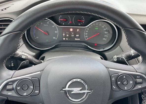 Vehicle image 5 Vehicle image 5