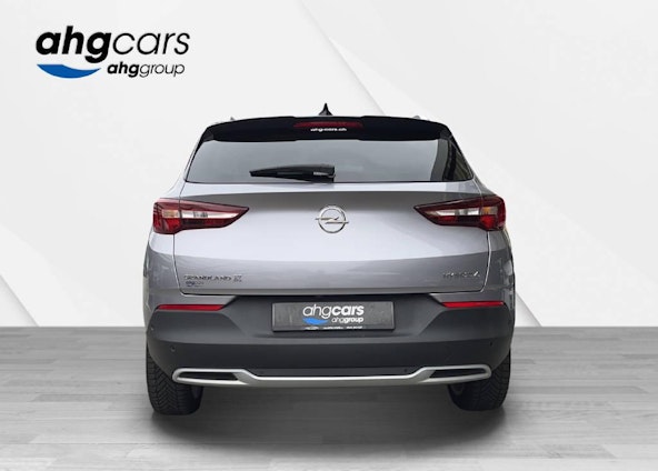 Vehicle image 3 Vehicle image 3