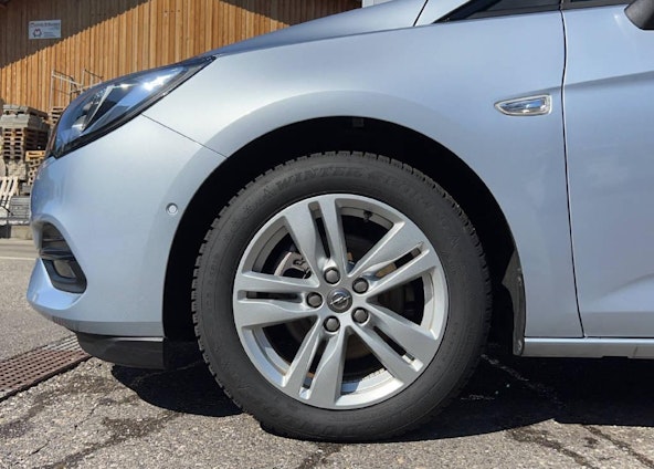 Vehicle image 9 Vehicle image 9