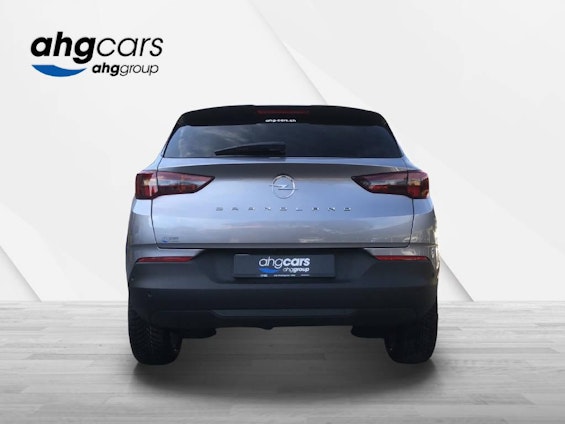 Vehicle image 3 Vehicle image 3